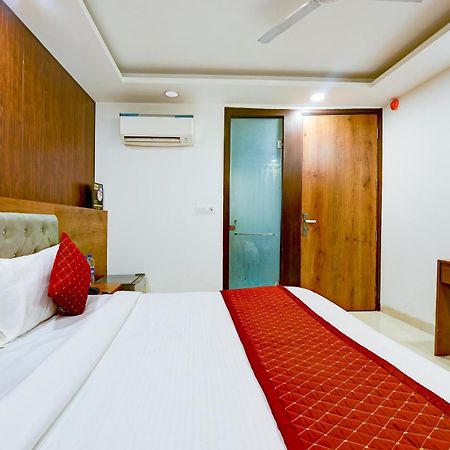 Hotel Grand Qubic Near Delhi Airport Nueva Delhi Exterior foto
